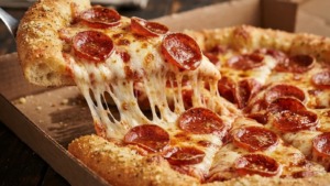 Papa Johns New Pan Pizza Is One Of The Best Fast Food Items Of 2026